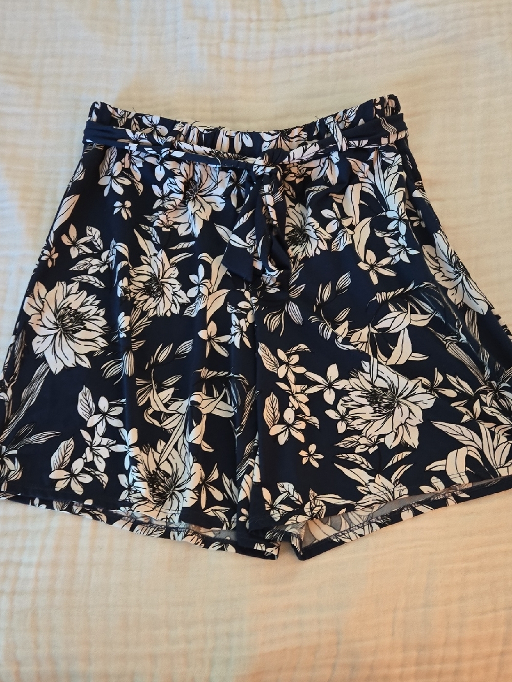 New directions Navy and White Floral Flowy Bermuda Shorts With Tie Belt